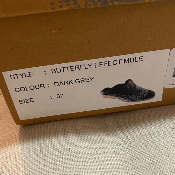 FREE PEOPLE BUTTERFLY EFFECT MULES - Picture 8 of 9